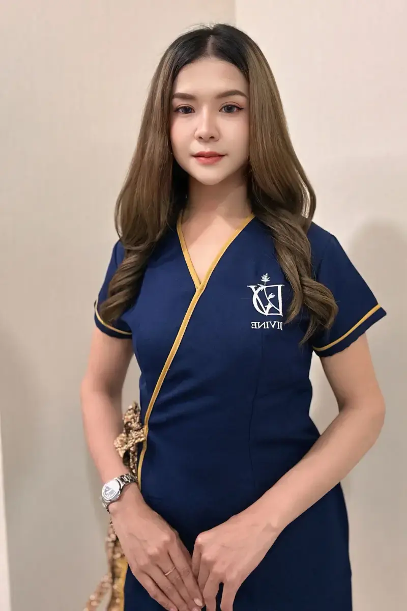 Grace – Licensed Massage Therapist at Divine Thai Spa Bangkok