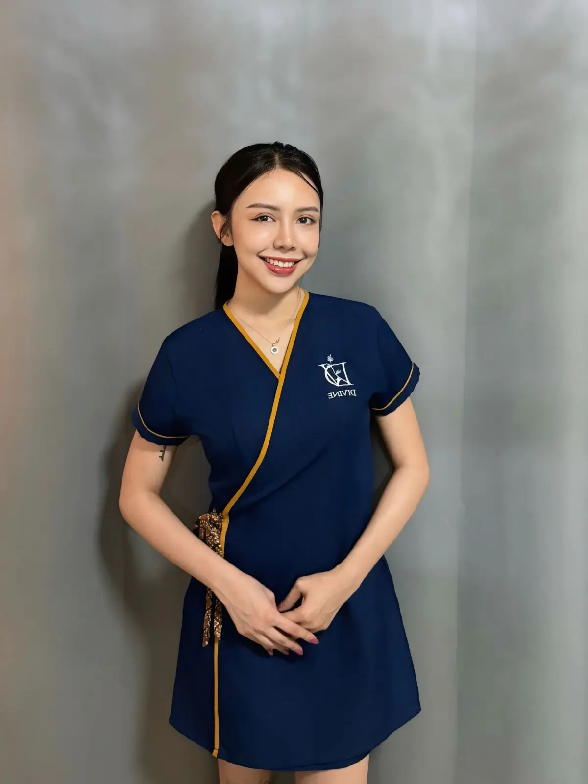 Sara, deep tissue massage massage therapist at Divine Thai Spa, Bangkok